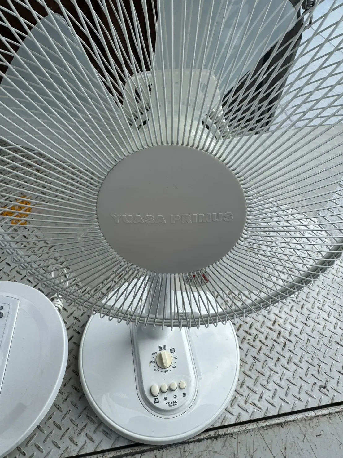 アユサプライズ 扇風機