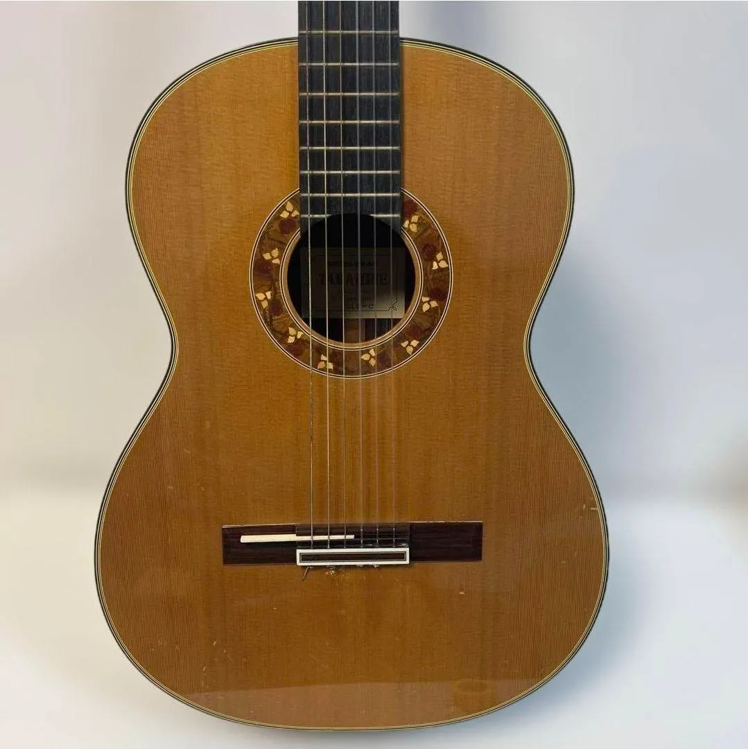 TAKAMINE クラシックギター
